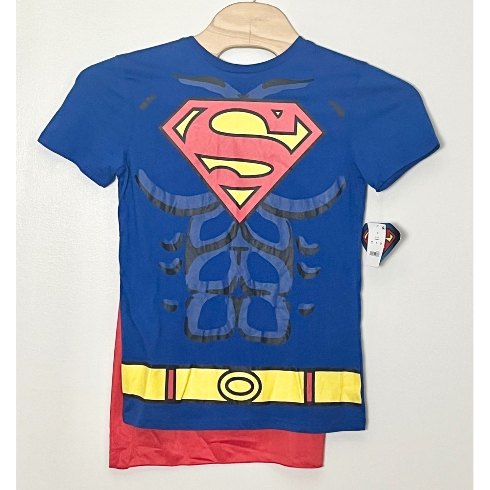 Superman T-Shirt with Detachable Cape Mens‎ Small Blue NWT DC Comic Superhero